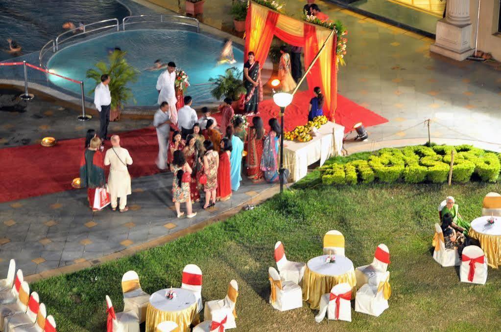 The Classique Club Mumbai Ngoại thất bức ảnh